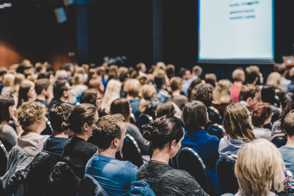 FII Summit: evento em SP vai discutir oportunidades e dar dicas para quem quer investir na indústria de&nbsp;FIIs